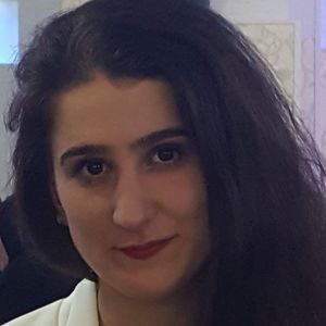 Meet your Posher, Derya